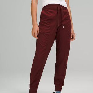 NWOT Lululemon Dance Studio Mid-Rise Jogger